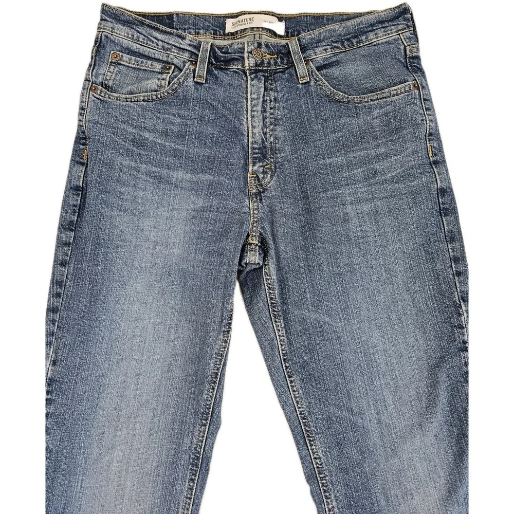 Signature Levi Strauss S67 Athletic Fit Jeans Mens 32x32 Blue Denim Straight Fit